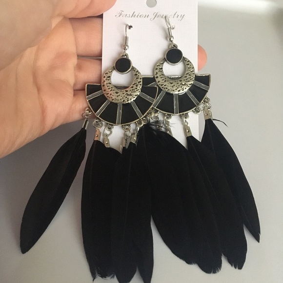 Native Style Black Feather Hook Dangle Earrings - Picture 2 of 7
